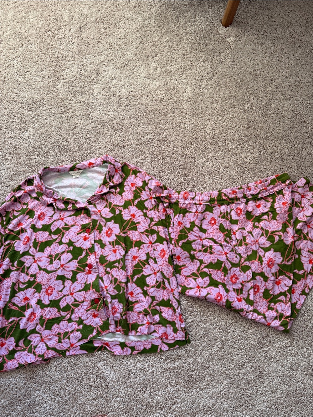 Vera Bradley Olive Green and Pink Floral Pajama Set - Picture 5 of 9